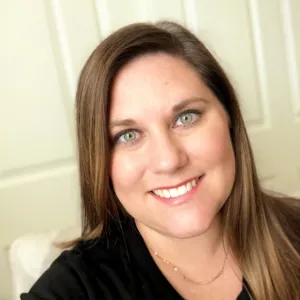 Lindsay Wasik