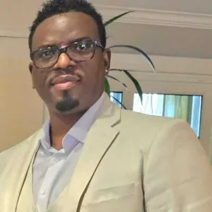 Bayo Owens