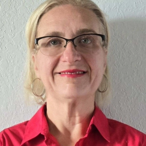 Lyndsey Kidd, , Licensed Clinical Social Worker in ,