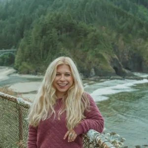 Halle Steingass