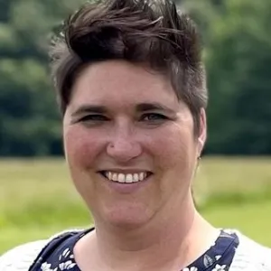 Elizabeth Knudson