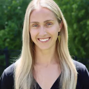 Sarah Moyer, MA, professional counselor associate, Associate Professional Counselor in Tigard, OR 97223