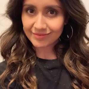 Helen Carabajal