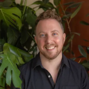 Eden Shore, MSW, LSWAIC, Associate Clinical Social Worker in ,  