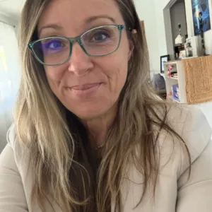 Debra Dragomir