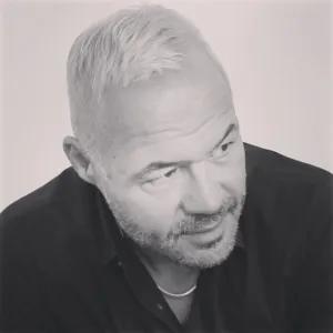 Paul Kellett van leer