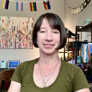 Lindsay Maruszewski, LPC-IT, Licensed Professional Counselor Associate in Wauwatosa, WI 53226