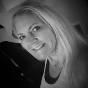 Antoinette Oliver, AMFT, APCC, Associate Marriage & Family Therapist in Corona, CA 92879