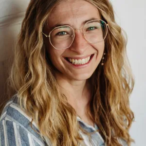 Lia Wolfe