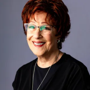 Leah Ullman