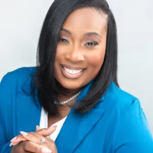 Dr. sakarsha Sanchez-hunter