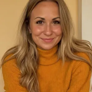 Lisa Chernow, MS, LPC-A, NCC, CCTP, Supervised by Amy Watson LPC-S, Licensed Professional Counselor Associate in Dallas, TX 75214