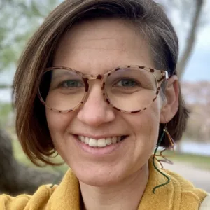 Kathleen Irving, LICSW, Licensed Clinical Social Worker in ,  