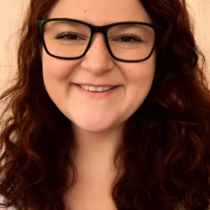 Alyssa Desroches, LICSW, LCSW, Licensed Clinical Social Worker in Newington, CT 06111