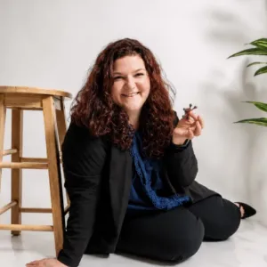 Alyssa Desroches, LICSW, LCSW, Licensed Clinical Social Worker in Newington, CT 06111