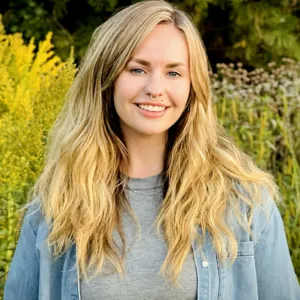 Maya Baglien, , Licensed Professional Counselor Intern in Saint Louis Park, MN 55416