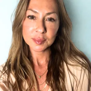 Anya t Kasparian