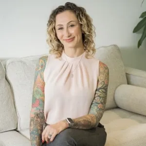 Alina Halonen, Licensed Professional Clinical Counselor LPCC12680, Licensed Professional Clinical Counselor in West Hollywood, CA 90069