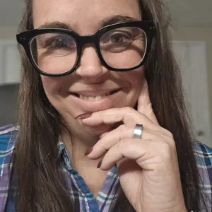 Jennifer Avalos, CO19086, Licensed Clinical Social Worker - Candidate in Salinas, CA 93901