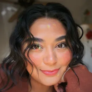 Alexandra Anguiano