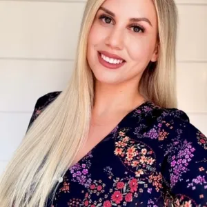 Ashley Devaere