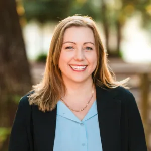 Kayla Pineda, LCSW 110808, Licensed Clinical Social Worker in Orange, CA 92868