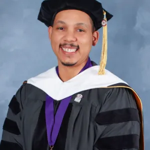 Dr. kevin Benitez