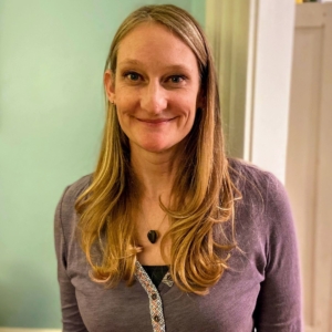 Andrea Picard, LCPC, ATR-BC, RPT, Counselor in , Ilinois 