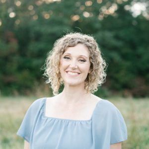 Lela Saffle, MA, LCSW, Clinical Social Worker  in Black Mountain, NC 