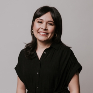 Cienna Palos, MA, LMFT, APCC, Licensed Marriage & Family Therapist in Newport Beach, CA 